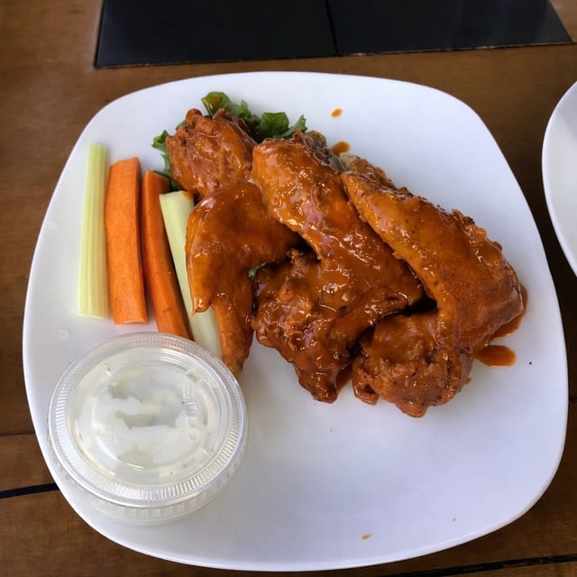 1 Jumbo Wing.